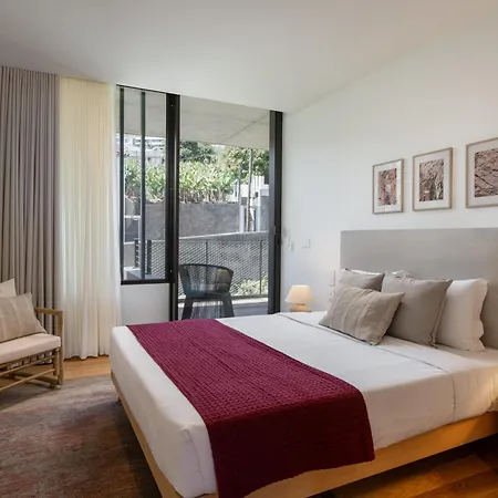 Apartment Savoy Monumentalis V By An Island