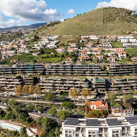Savoy Monumentalis V By An Island * Funchal (Madeira)