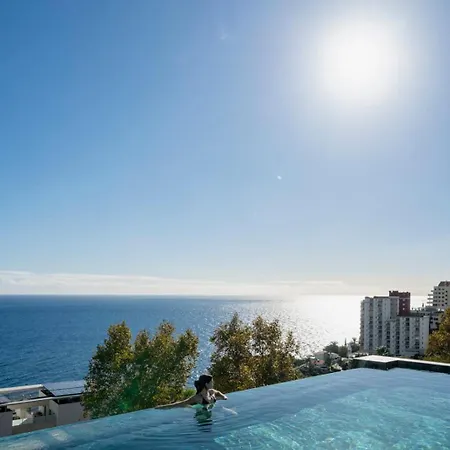 Savoy Monumentalis V A Retreat In An Icon Of Luxury Funchal (Madeira)