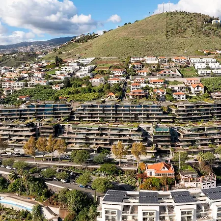 Savoy Monumentalis V A Retreat In An Icon Of Luxury * Funchal (Madeira)